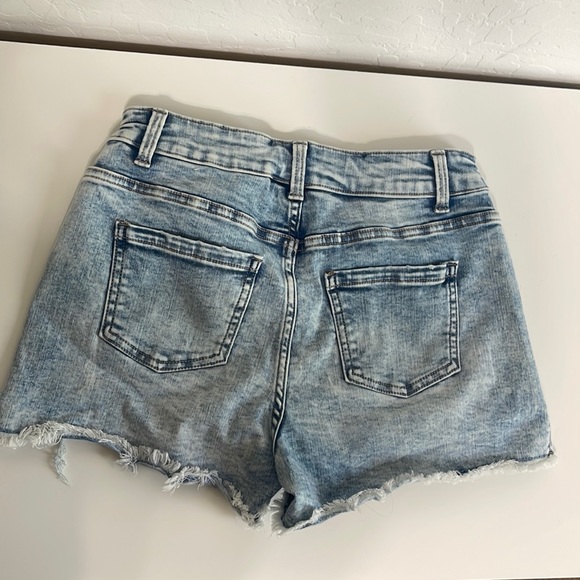 Jean shorts - Picture 2 of 3